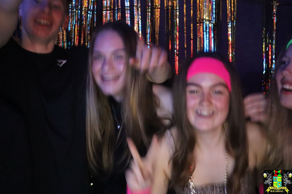 ../Images/Jeugd Opwarmbal Photobooth 083.jpg